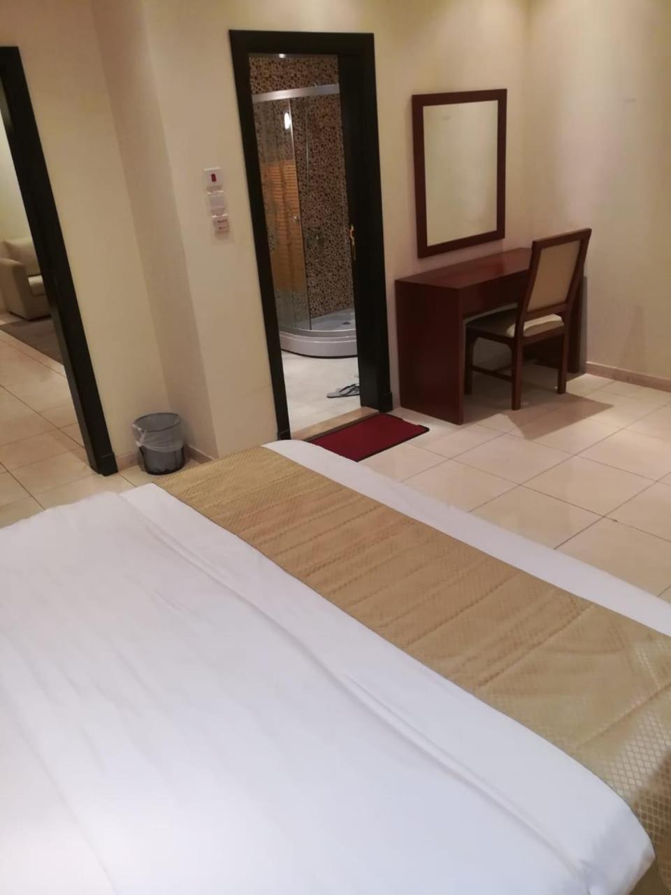 Leen Serviced Apartments Jeddah Ngoại thất bức ảnh