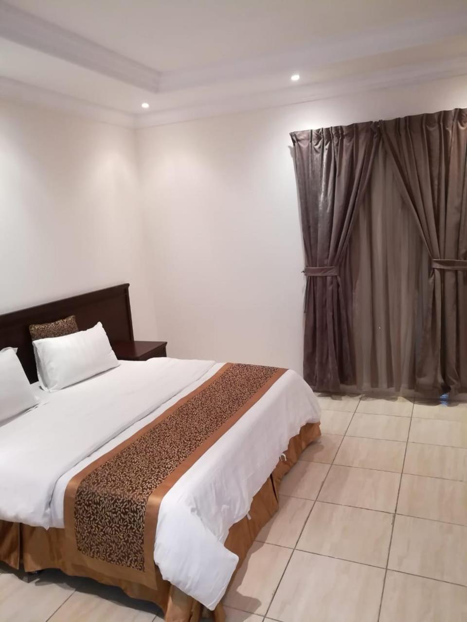 Leen Serviced Apartments Jeddah Ngoại thất bức ảnh