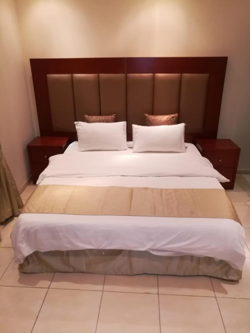 Leen Serviced Apartments Jeddah Ngoại thất bức ảnh